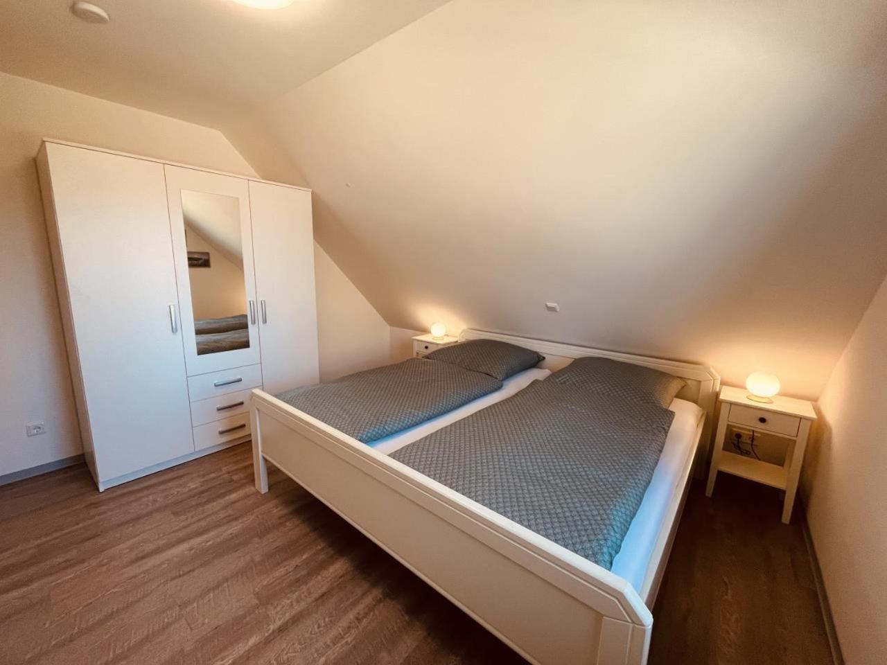 Holmblick - Boddenblick, Balkon, 2 Schlafzimmer, 4 Personen 보른 외부 사진