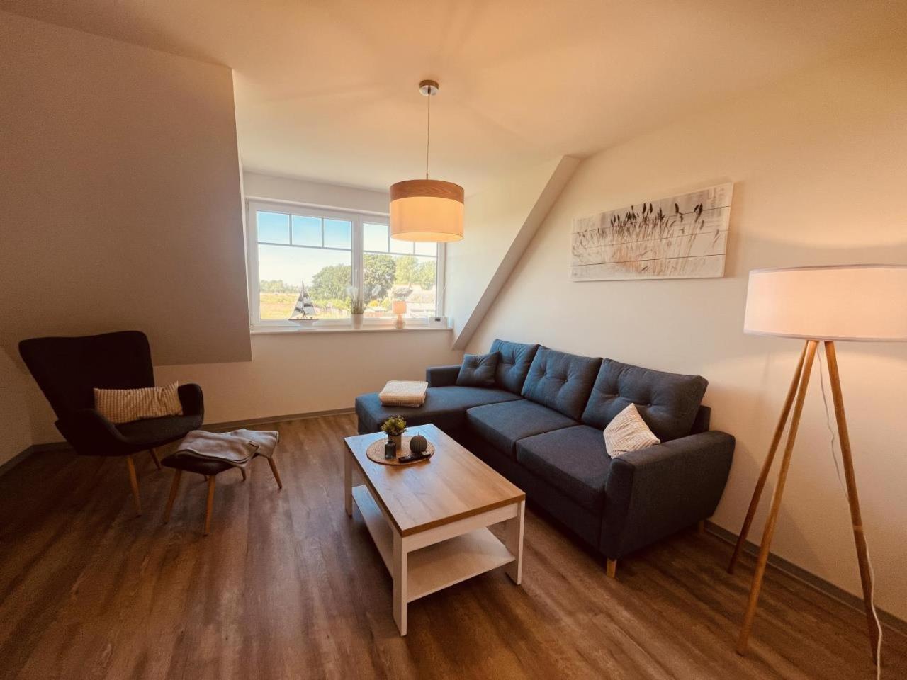 Holmblick - Boddenblick, Balkon, 2 Schlafzimmer, 4 Personen 보른 외부 사진
